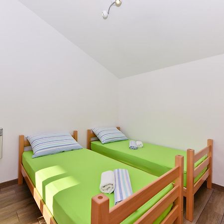 Apartmani Iva Vir Szoba fotó
