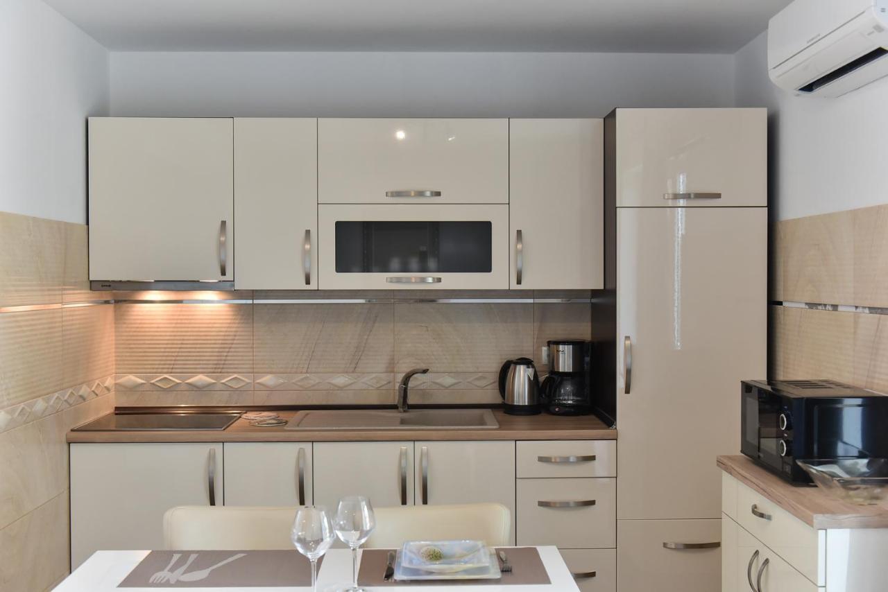 Apartmani Iva Vir Kültér fotó