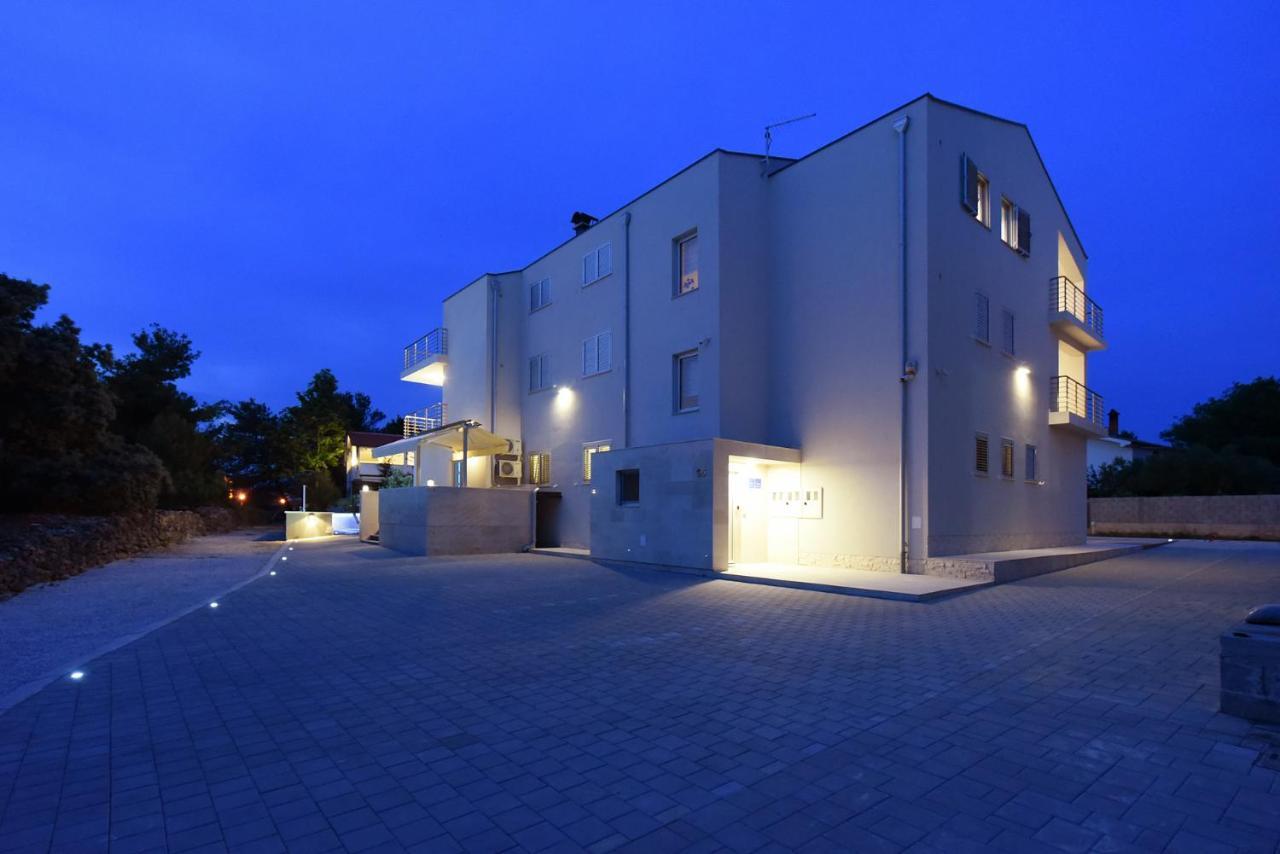 Apartmani Iva Vir Kültér fotó