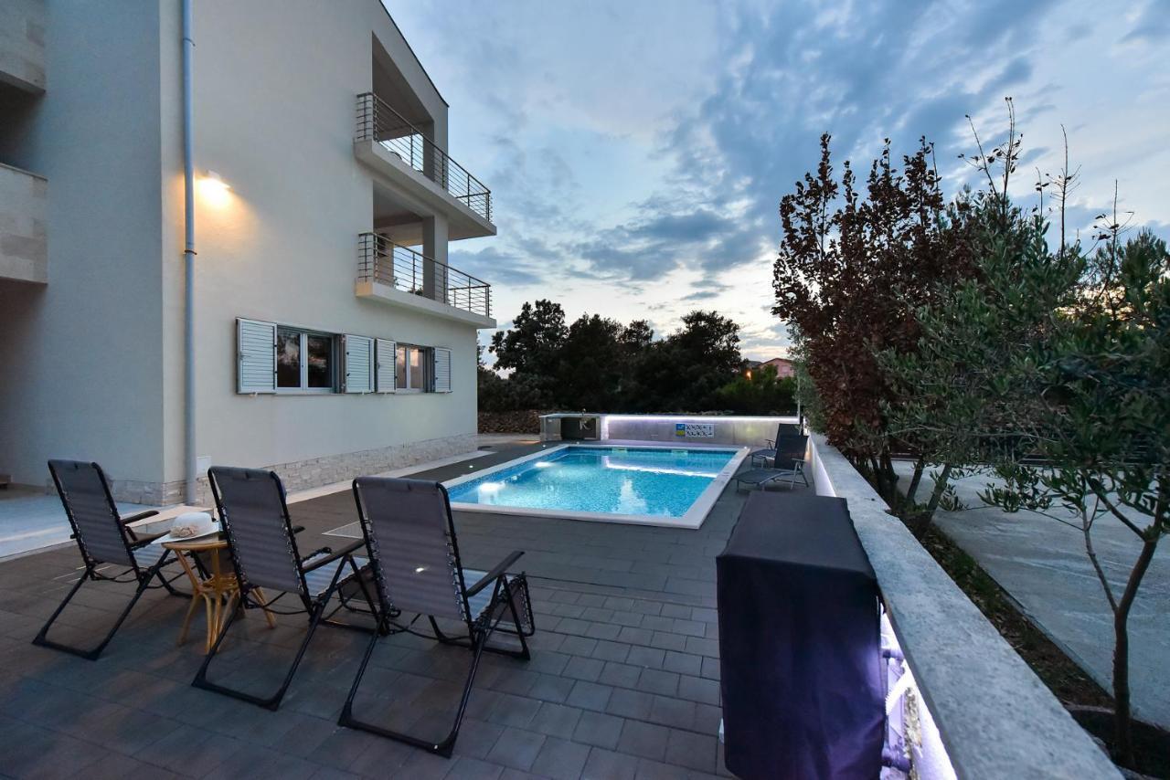 Apartmani Iva Vir Kültér fotó