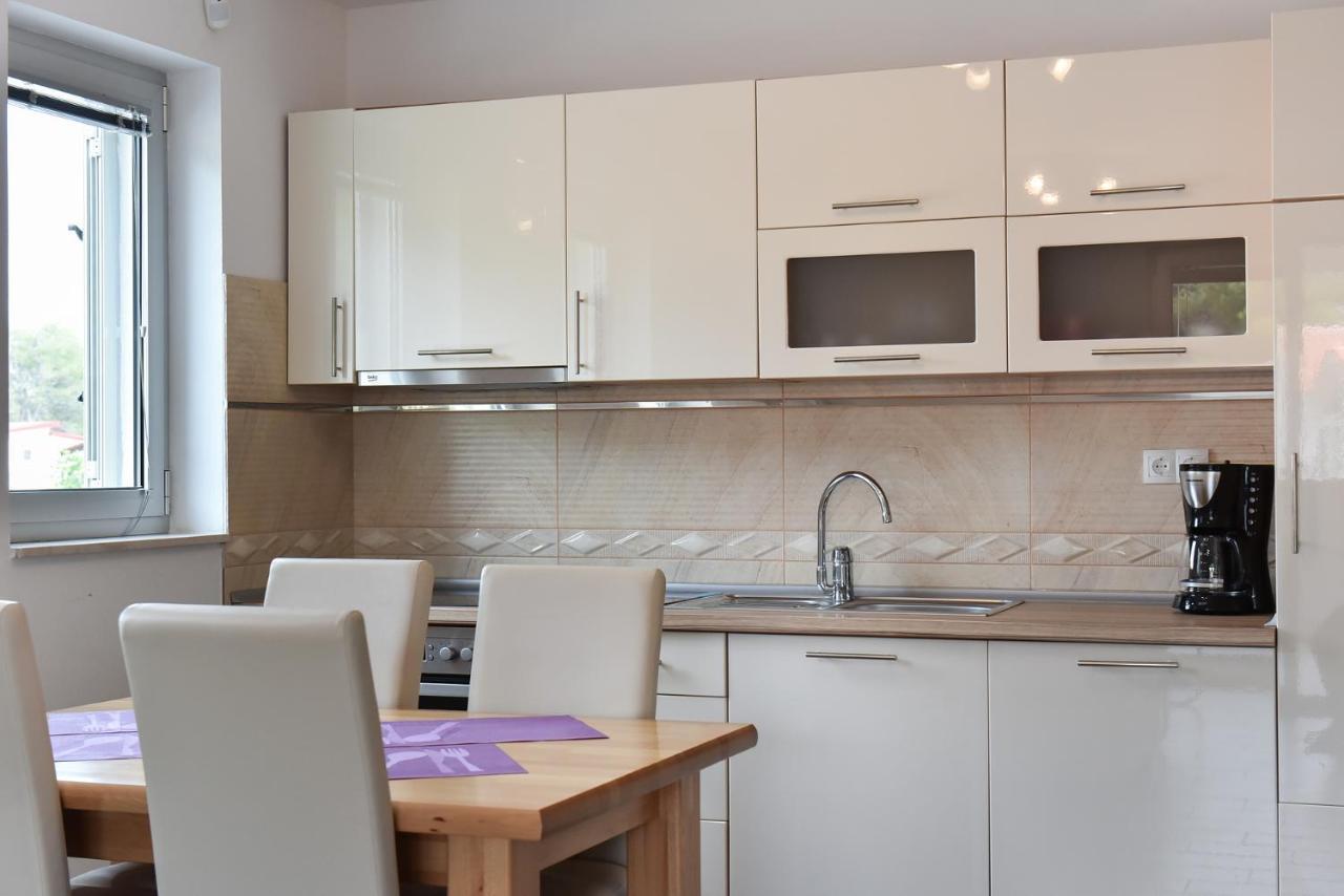 Apartmani Iva Vir Kültér fotó