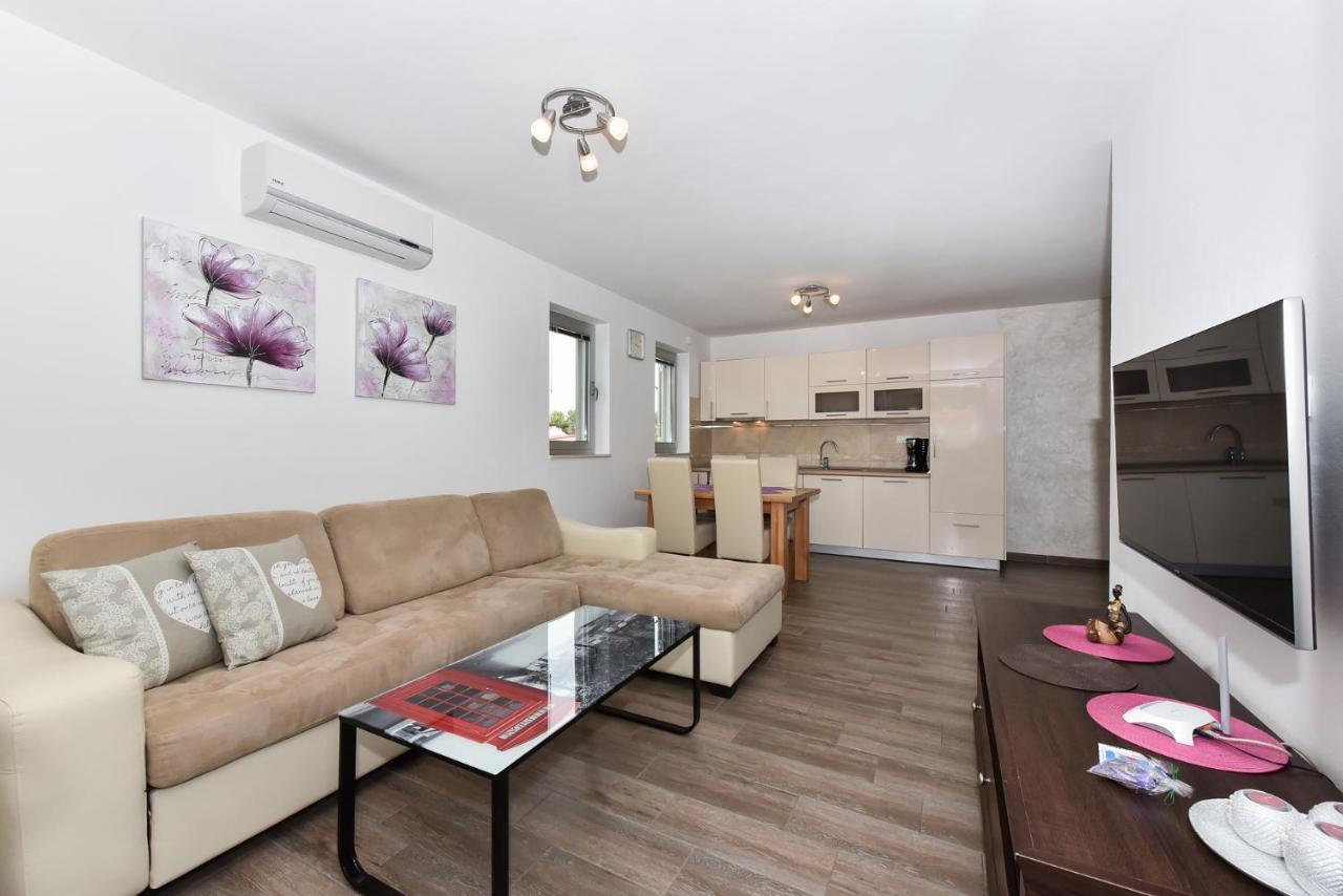Apartmani Iva Vir Kültér fotó