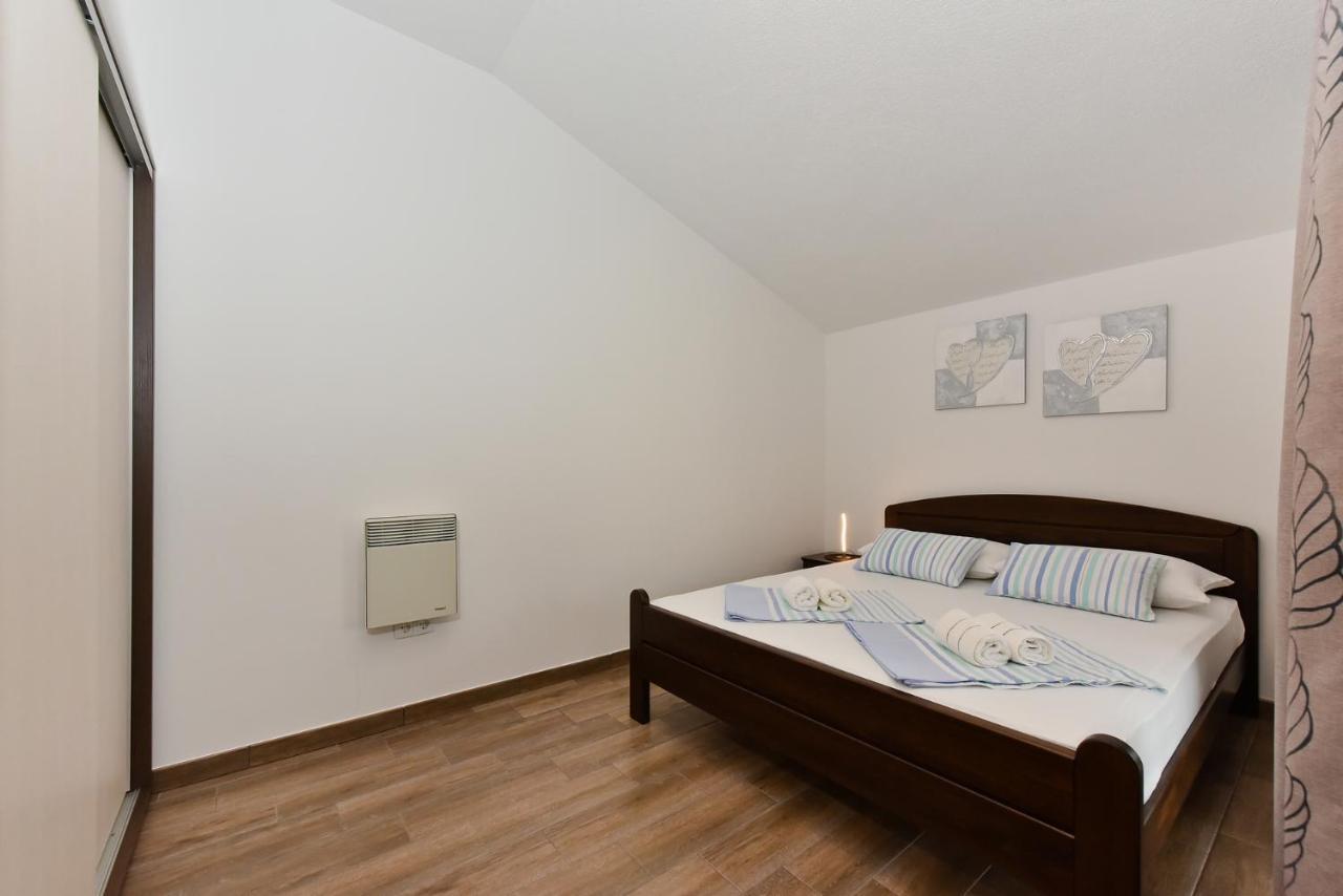 Apartmani Iva Vir Kültér fotó