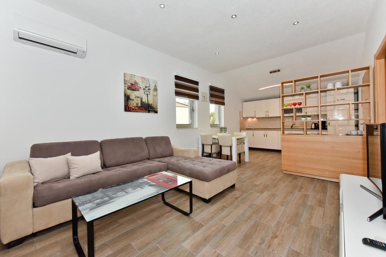 Apartmani Iva Vir Kültér fotó