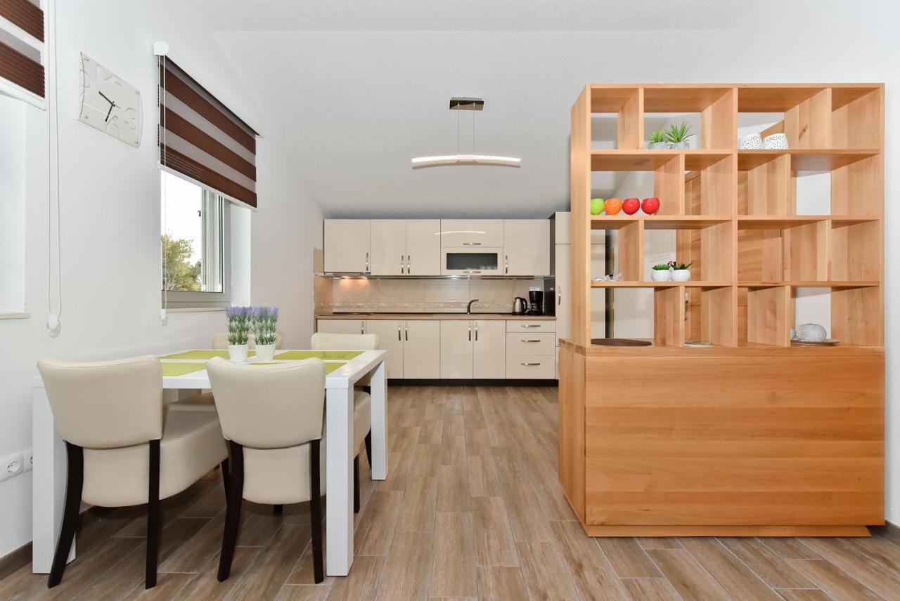 Apartmani Iva Vir Kültér fotó
