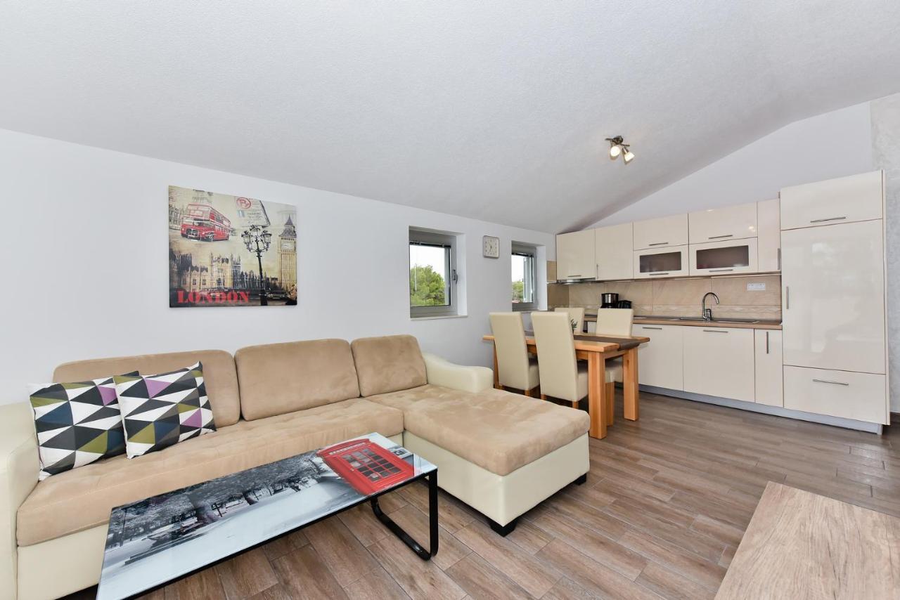Apartmani Iva Vir Kültér fotó