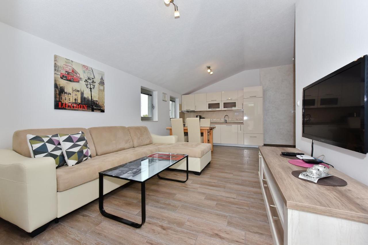Apartmani Iva Vir Kültér fotó