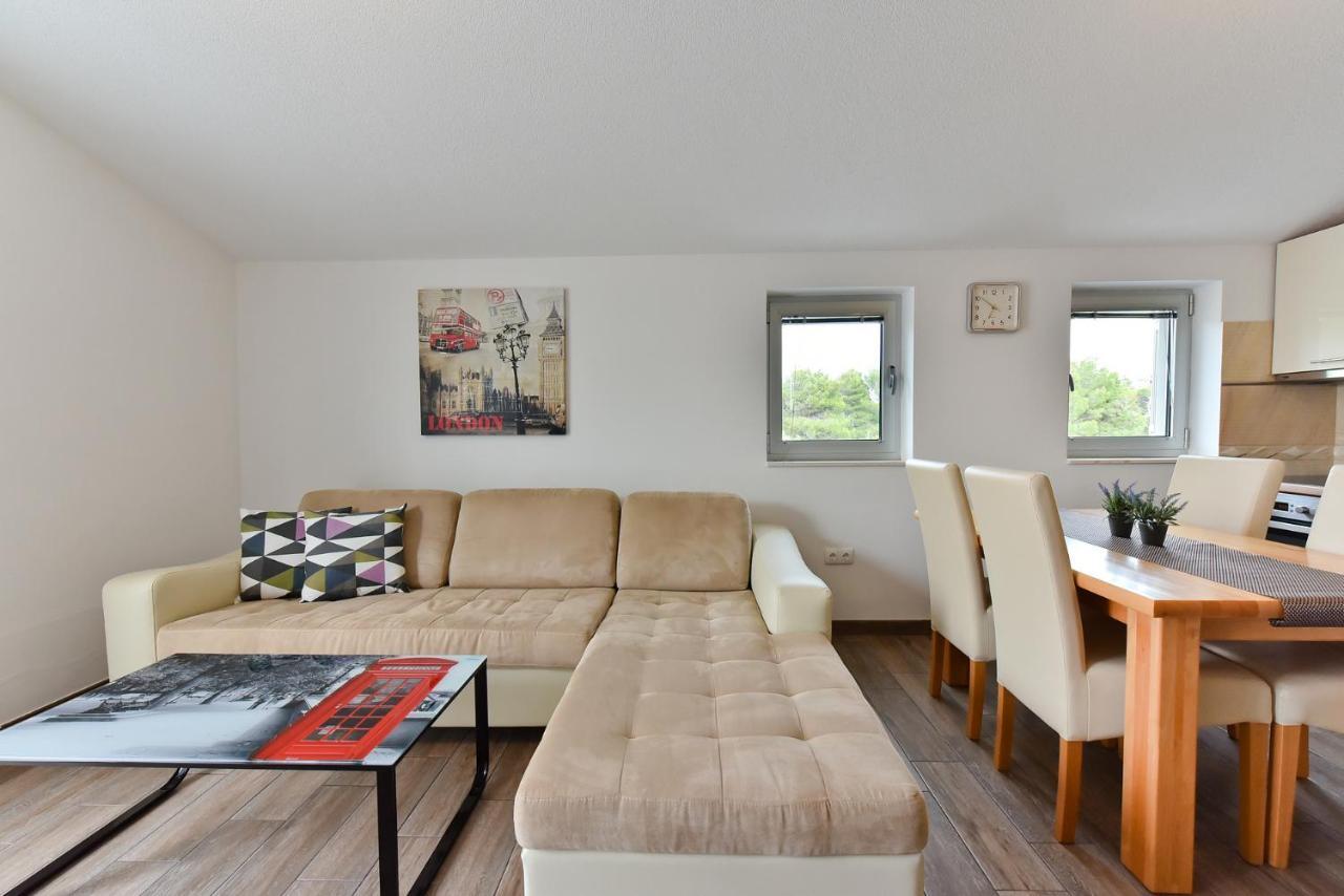Apartmani Iva Vir Kültér fotó